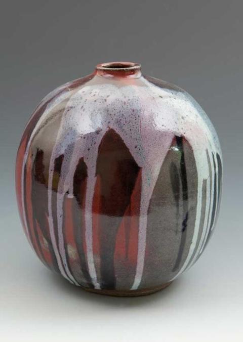 Dragon Ball - Ceramic vessel by Genna Kelleher (2011)
